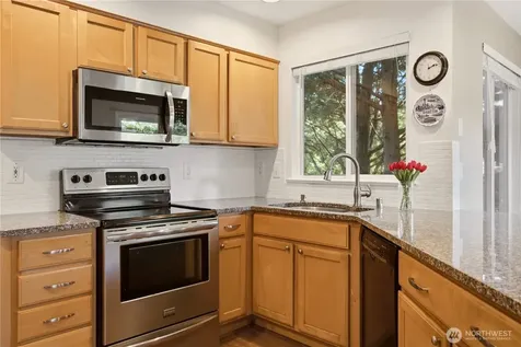 1006 167th Street SW Lynnwood WA 98037