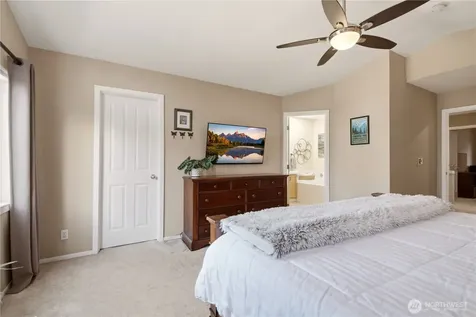 1006 167th Street SW Lynnwood WA 98037