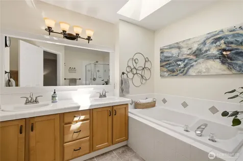 1006 167th Street SW Lynnwood WA 98037