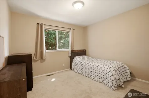 1006 167th Street SW Lynnwood WA 98037
