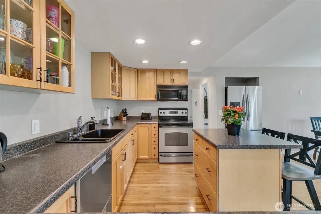 37122 200th Avenue SE Auburn WA 98092