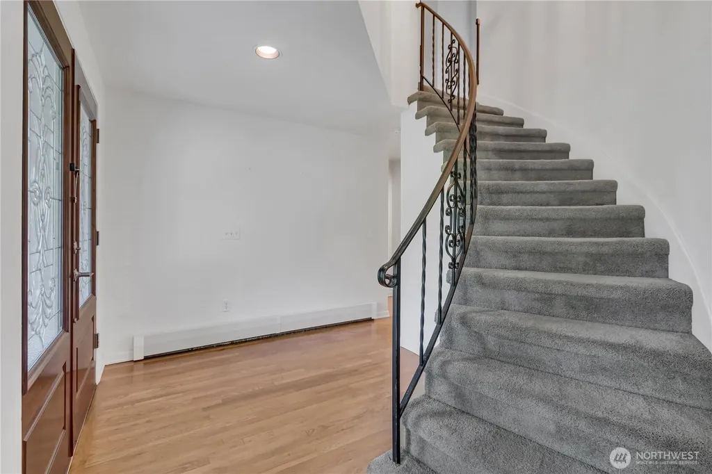 37122 200th Avenue SE Auburn WA 98092