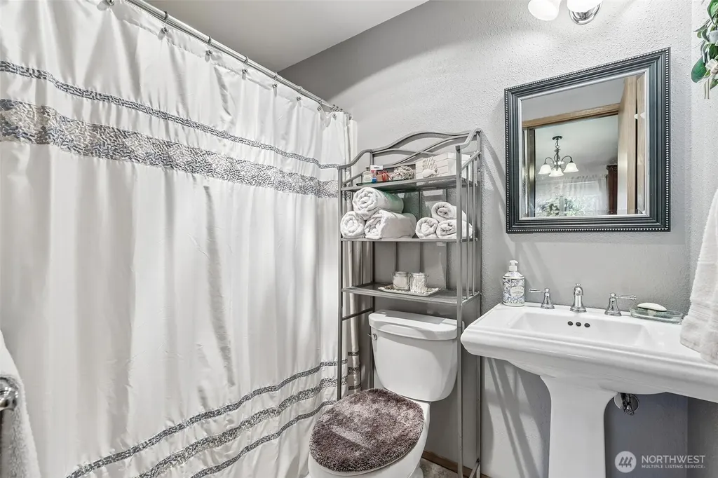 9605 208th Avenue E Bonney Lake WA 98391