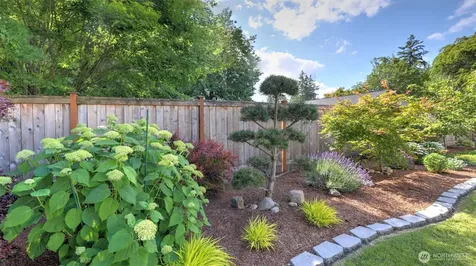 11533 SE 85th Lane Newcastle WA 98056