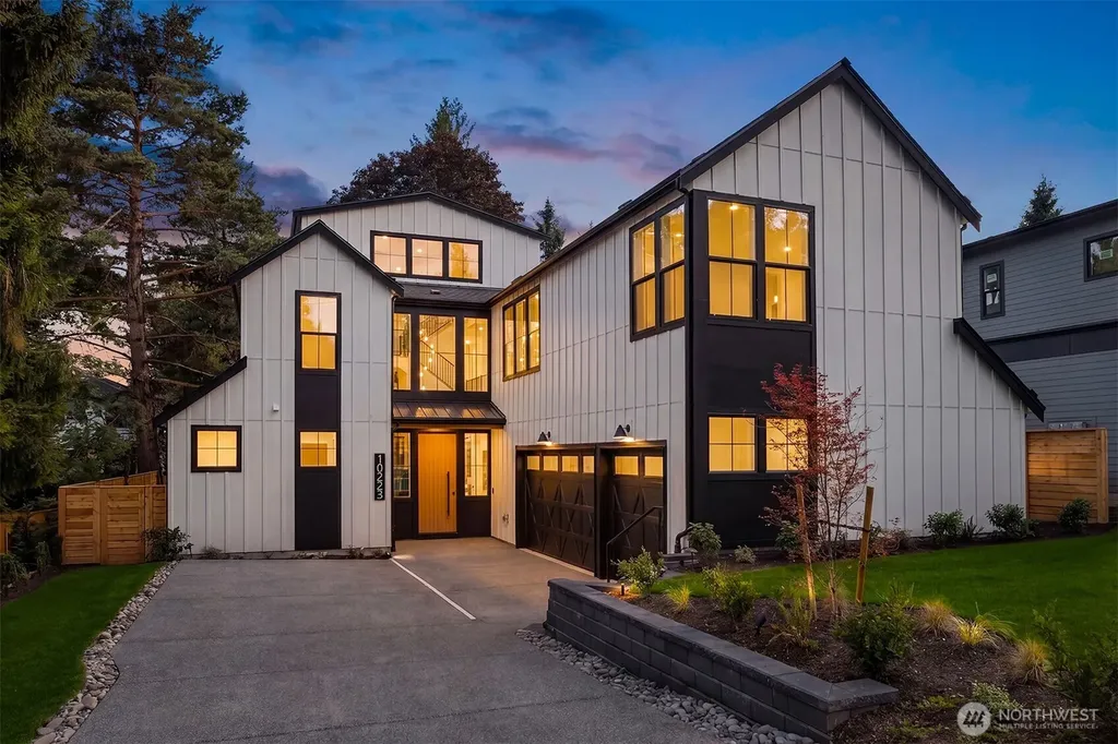 10223 NE 24th Street Bellevue WA 98004
