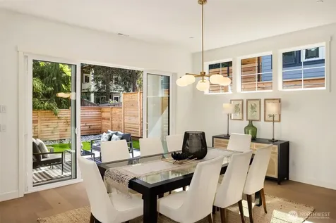 10223 NE 24th Street Bellevue WA 98004