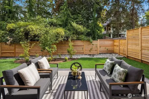 10223 NE 24th Street Bellevue WA 98004