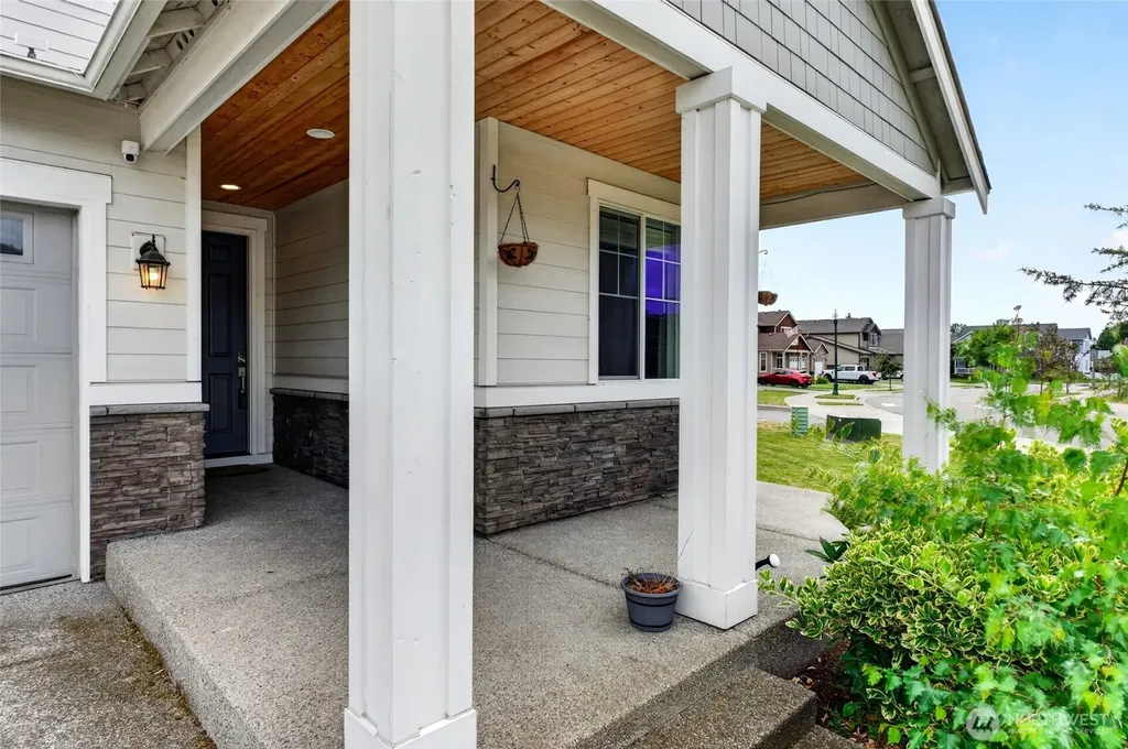 15742 58th Street Ct E Sumner WA 98390