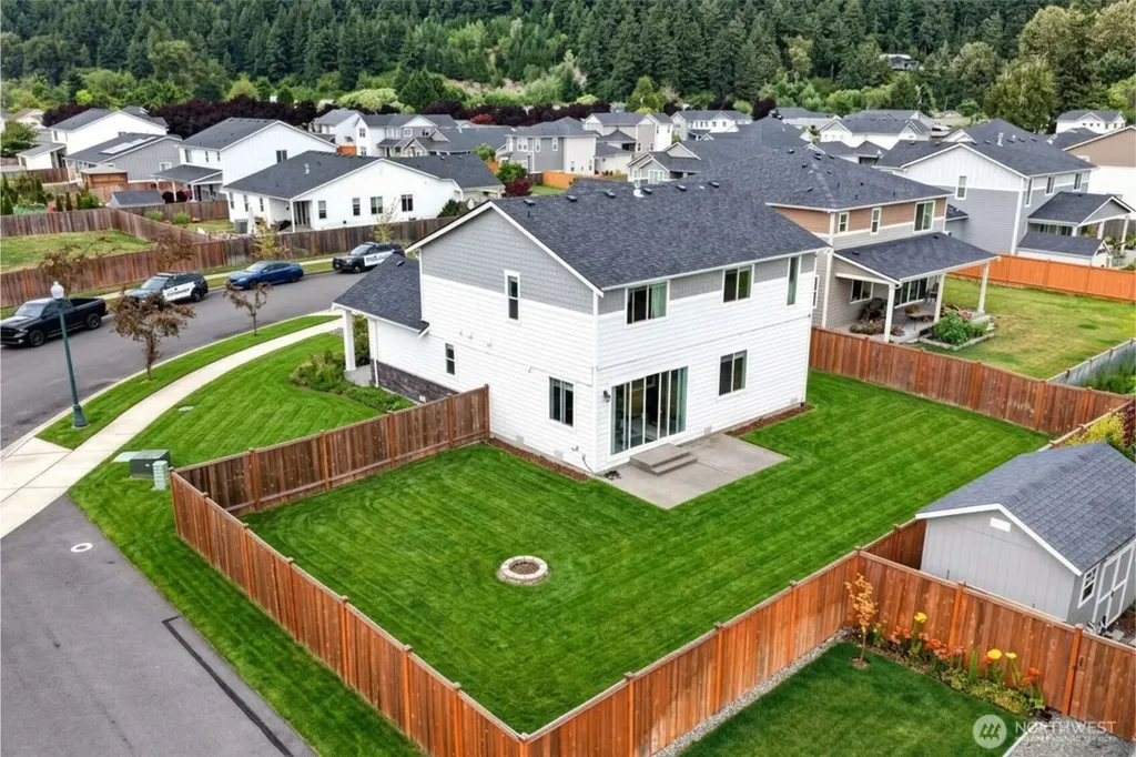 15742 58th Street Ct E Sumner WA 98390