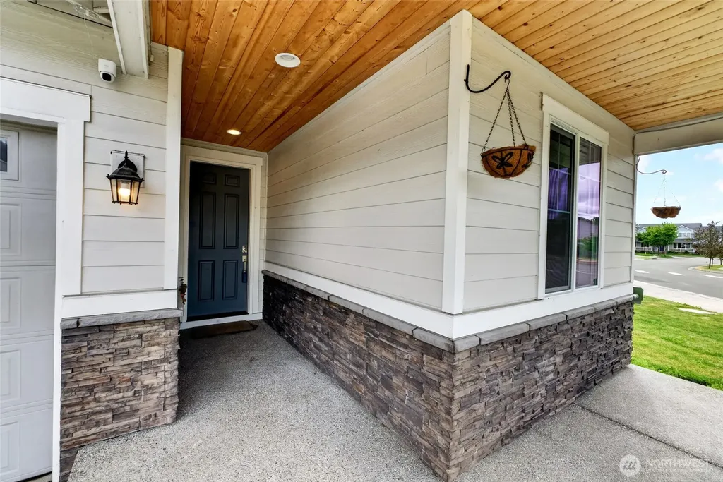 15742 58th Street Ct E Sumner WA 98390