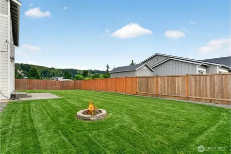 15742 58th Street Ct E Sumner WA 98390