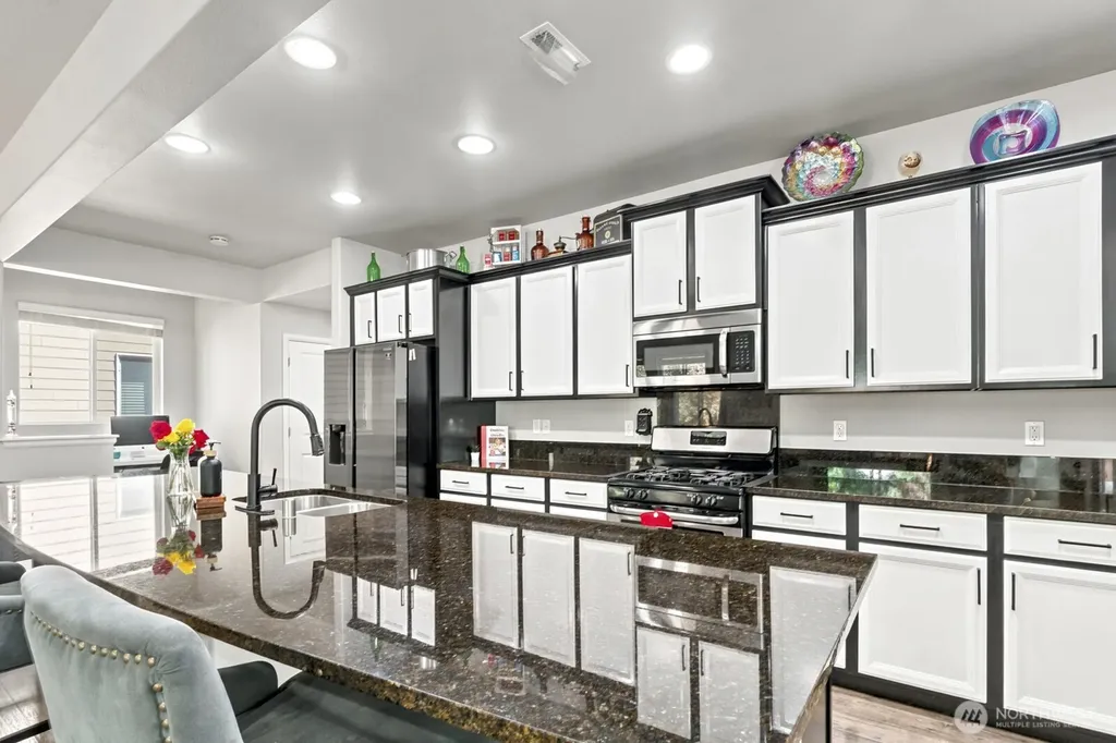 8825 Corona Ct Court NE Lacey WA 98516