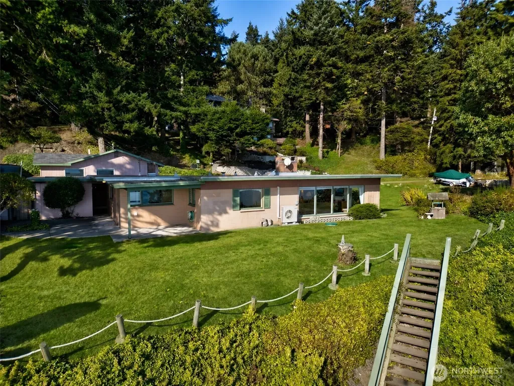 6860 Salmon Beach Road S Anacortes WA 98221