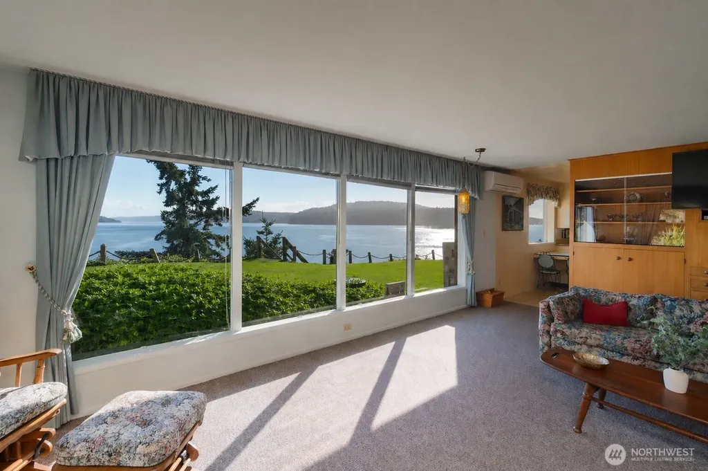 6860 Salmon Beach Road S Anacortes WA 98221