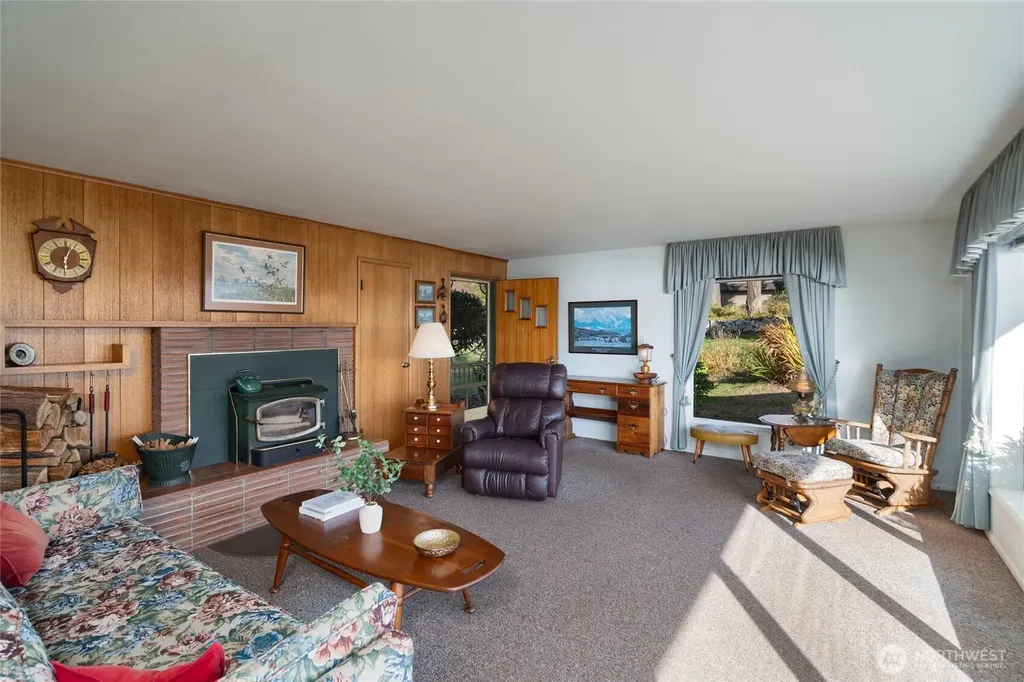 6860 Salmon Beach Road S Anacortes WA 98221