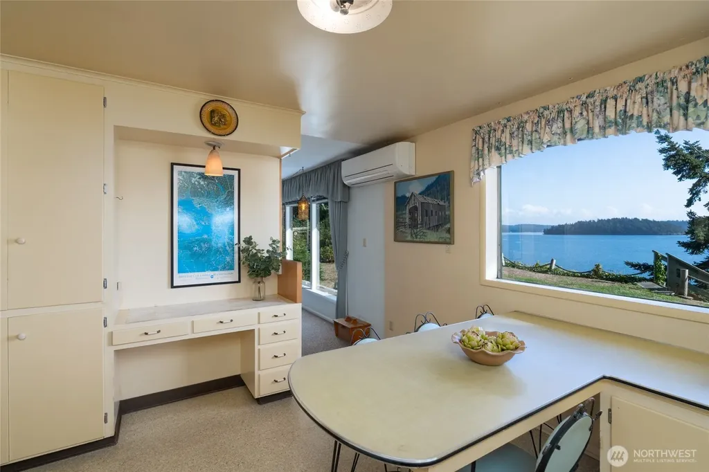 6860 Salmon Beach Road S Anacortes WA 98221