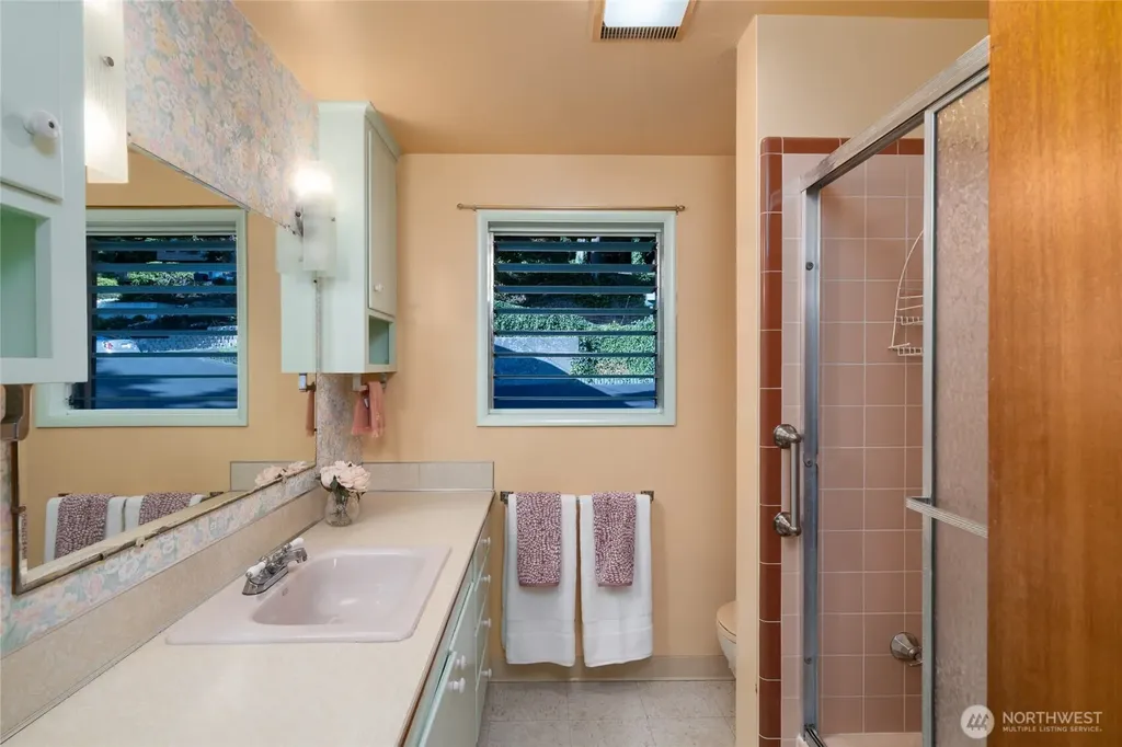 6860 Salmon Beach Road S Anacortes WA 98221