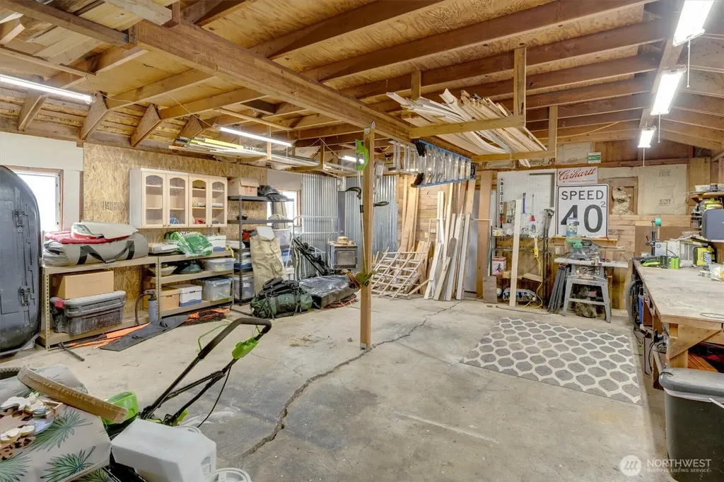 2102 Mt Brynion Road Kelso WA 98626