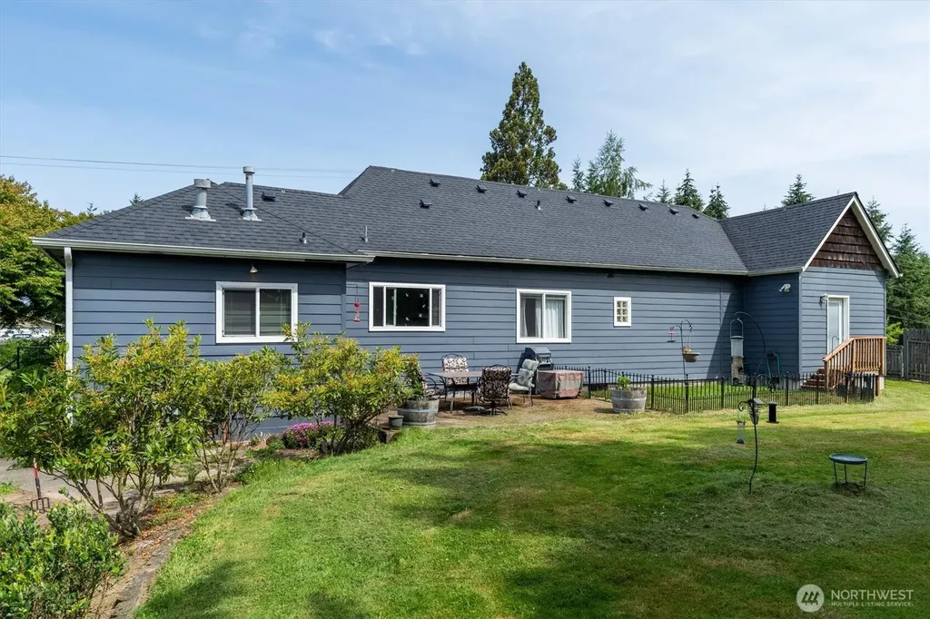 2102 Mt Brynion Road Kelso WA 98626