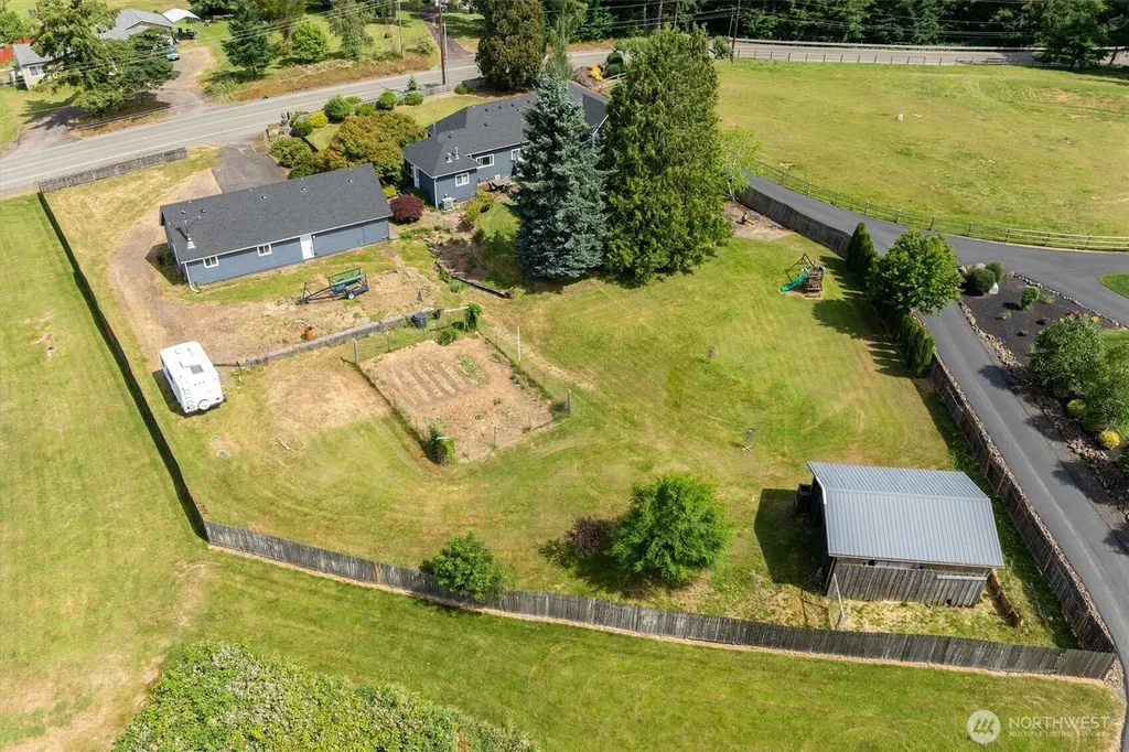 2102 Mt Brynion Road Kelso WA 98626
