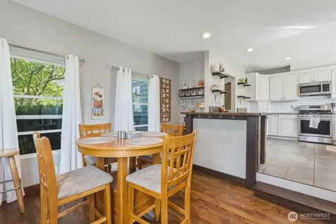 2102 Mt Brynion Road Kelso WA 98626
