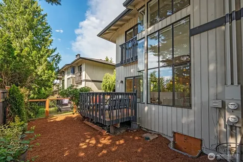 10 18th Avenue Kirkland WA 98033