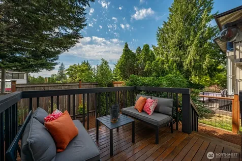 10 18th Avenue Kirkland WA 98033