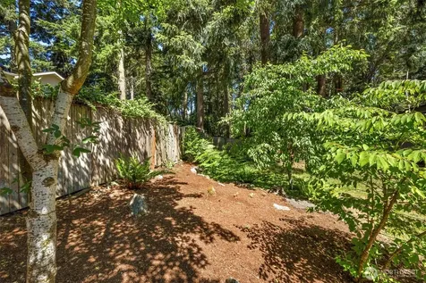 12521 2nd Avenue NE Seattle WA 98125