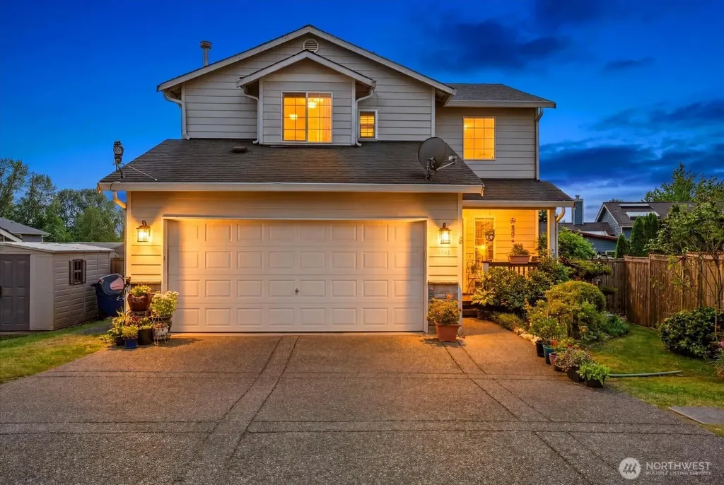 929 149th Place SW Lynnwood WA 98087