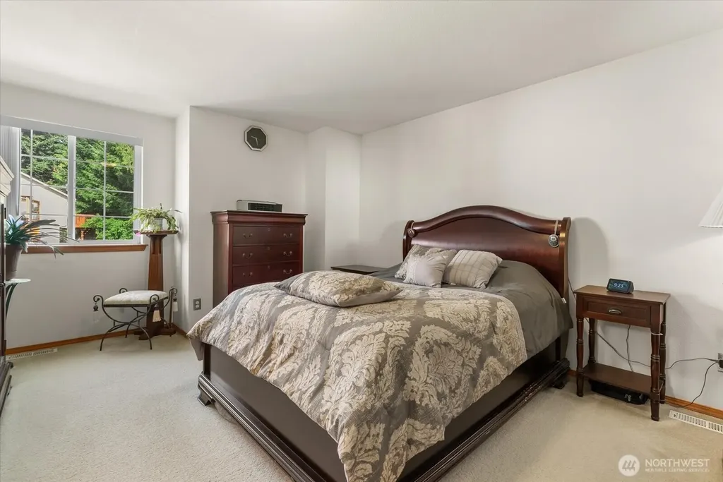 929 149th Place SW Lynnwood WA 98087