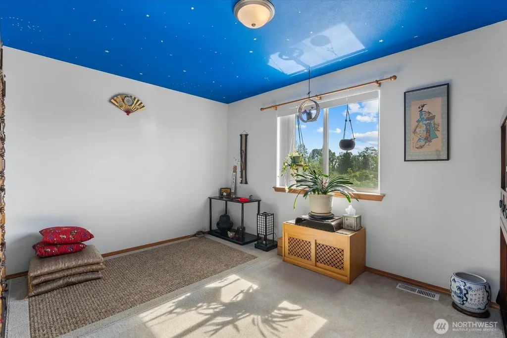 929 149th Place SW Lynnwood WA 98087