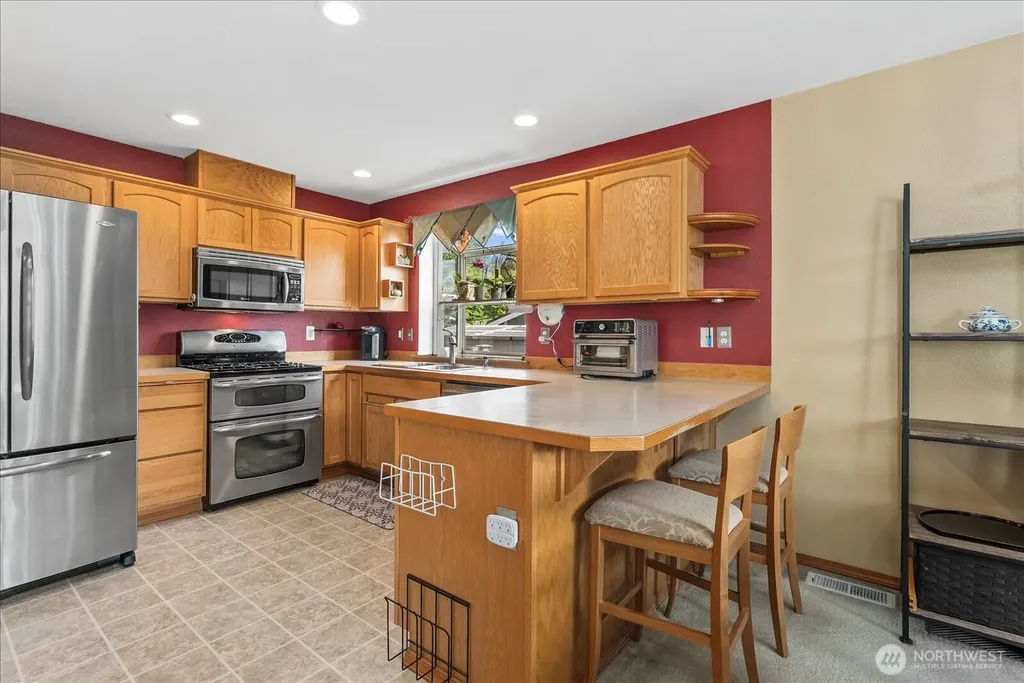929 149th Place SW Lynnwood WA 98087