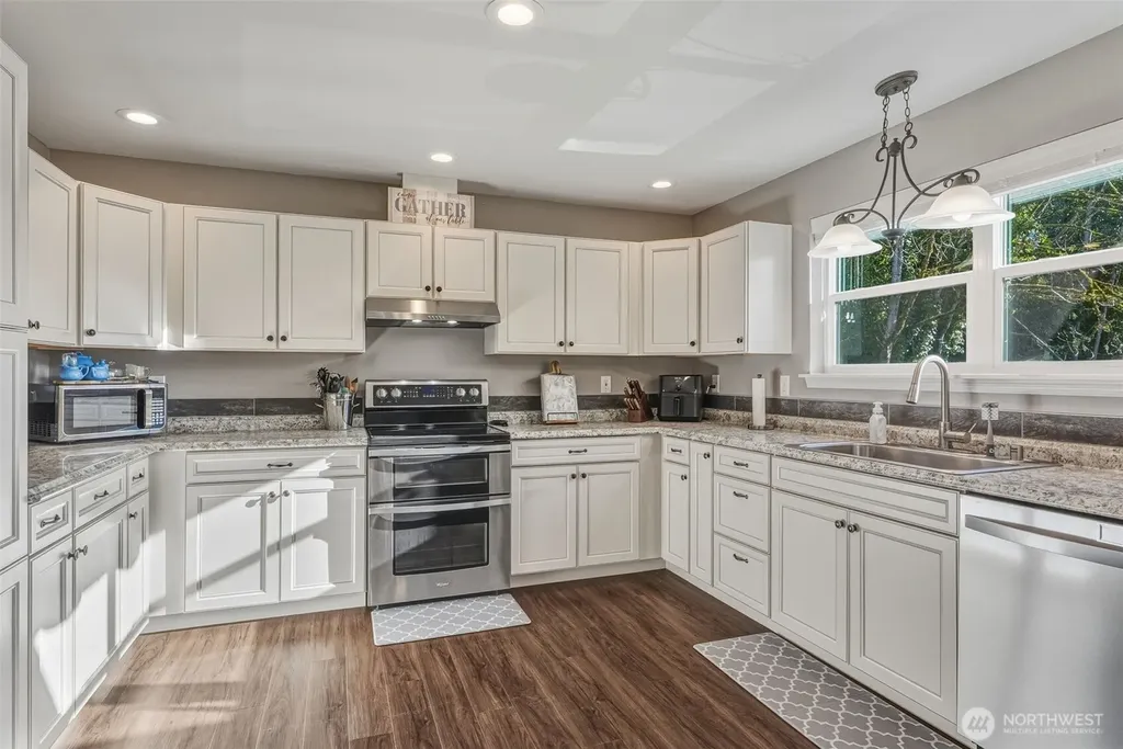 800 N 23rd Avenue Kelso WA 98626