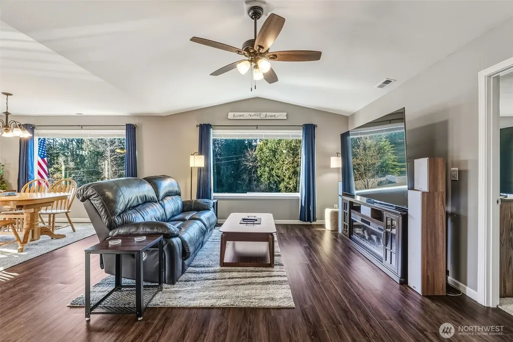 800 N 23rd Avenue Kelso WA 98626