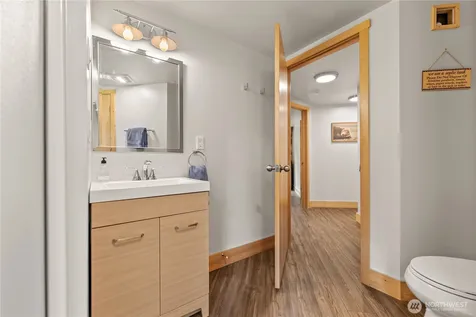 39 Ulrich Lane Mazama WA 98833