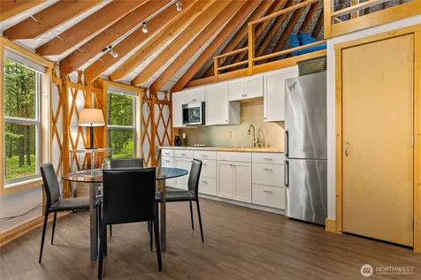 39 Ulrich Lane Mazama WA 98833