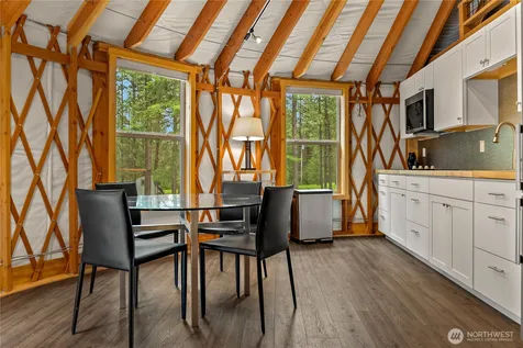 39 Ulrich Lane Mazama WA 98833