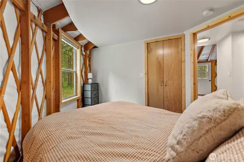39 Ulrich Lane Mazama WA 98833