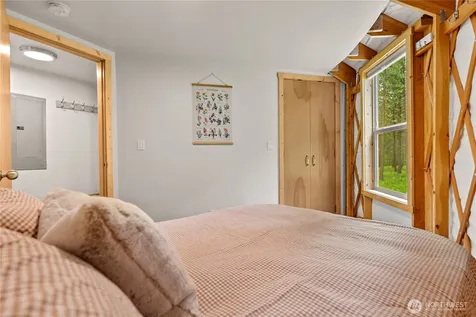 39 Ulrich Lane Mazama WA 98833