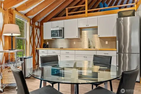 39 Ulrich Lane Mazama WA 98833