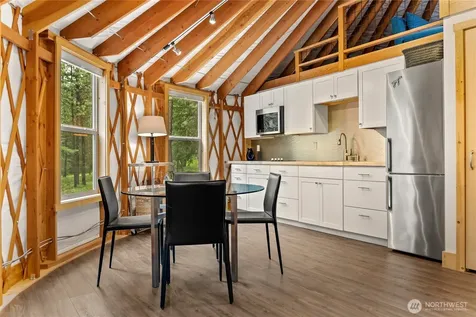 39 Ulrich Lane Mazama WA 98833