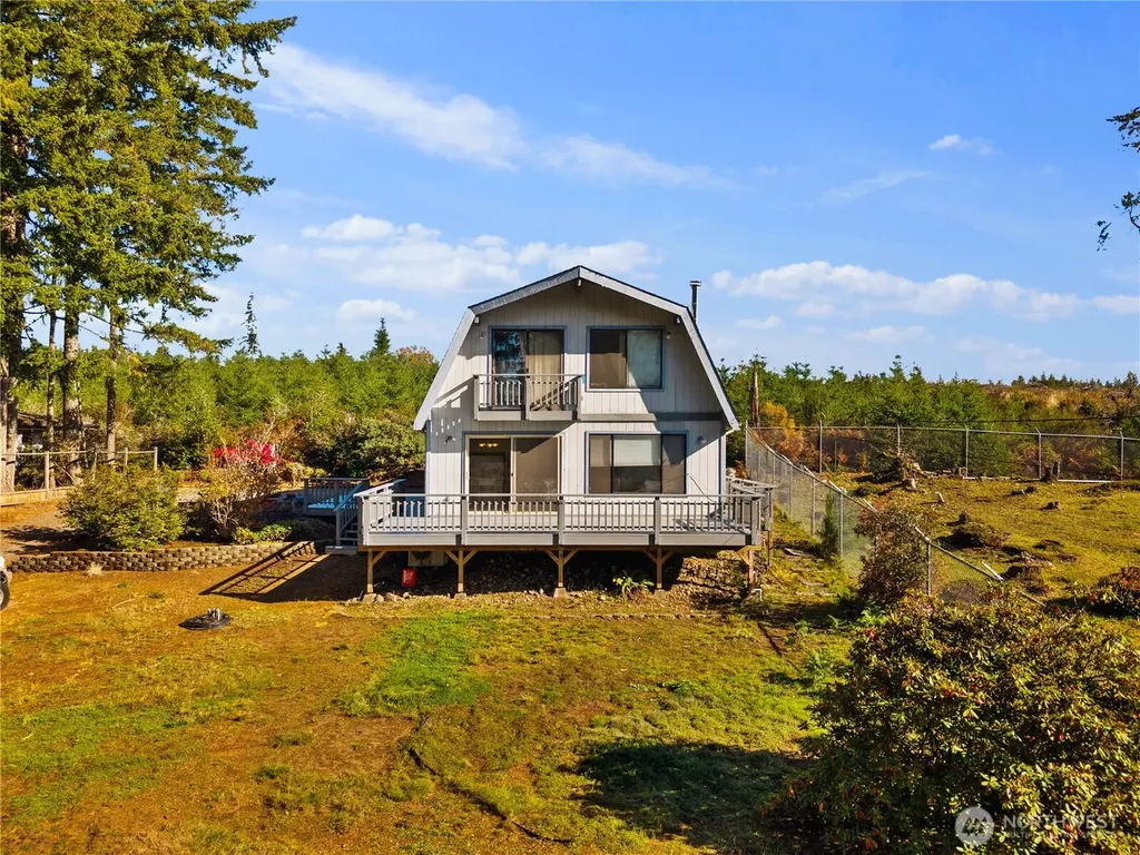 350 Olympic Drive E Grapeview WA 98546