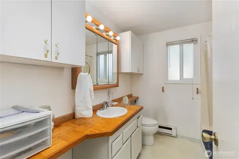 350 Olympic Drive E Grapeview WA 98546