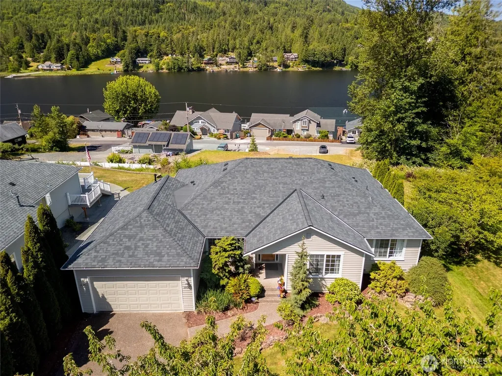 18820 Big Lake Ridge Place Mount Vernon WA 98274