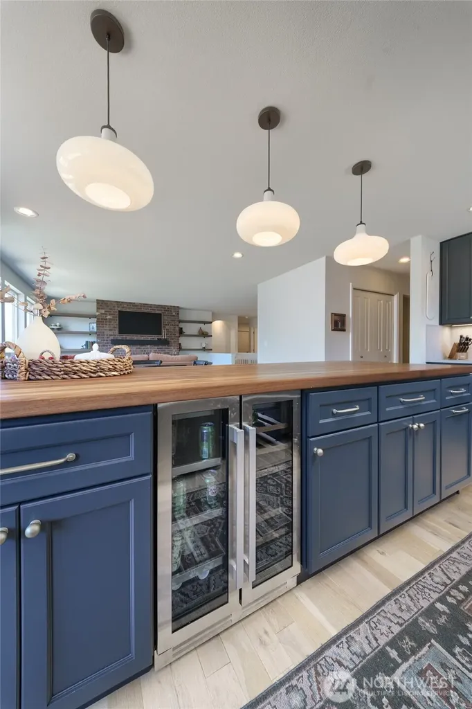 18820 Big Lake Ridge Place Mount Vernon WA 98274