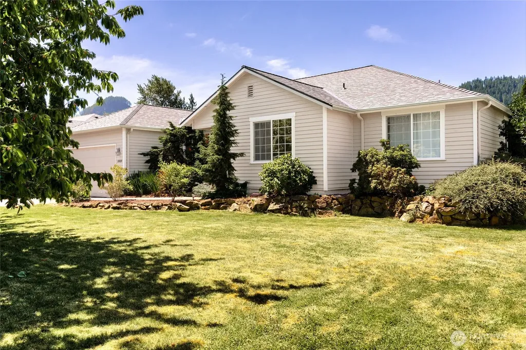 18820 Big Lake Ridge Place Mount Vernon WA 98274