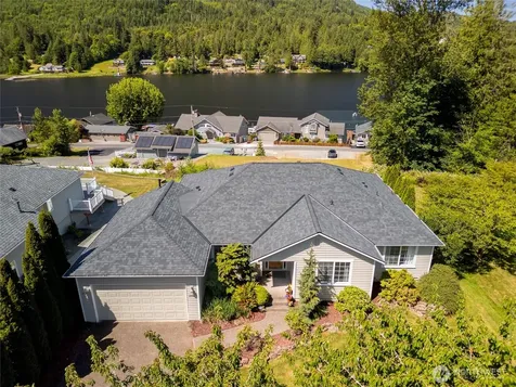 18820 Big Lake Ridge Place Mount Vernon WA 98274
