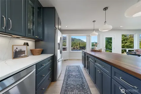 18820 Big Lake Ridge Place Mount Vernon WA 98274
