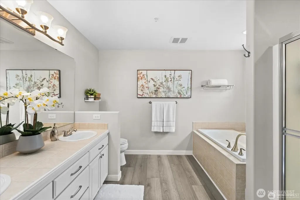 1022 181st Place SW Lynnwood WA 98037