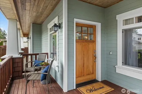 1022 181st Place SW Lynnwood WA 98037